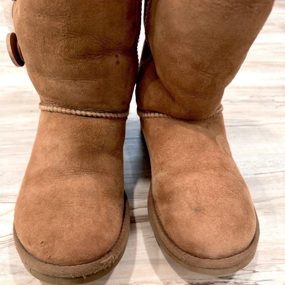 UGG Australia Bailey Button Triple Boot - image 5